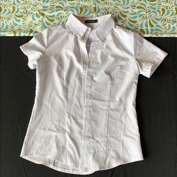 🦋 3/$20 Basic Button-Up White Sheer Blouse - Picture 2 of 5